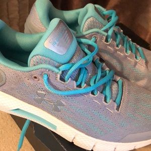 Under Armour NWB Size 8